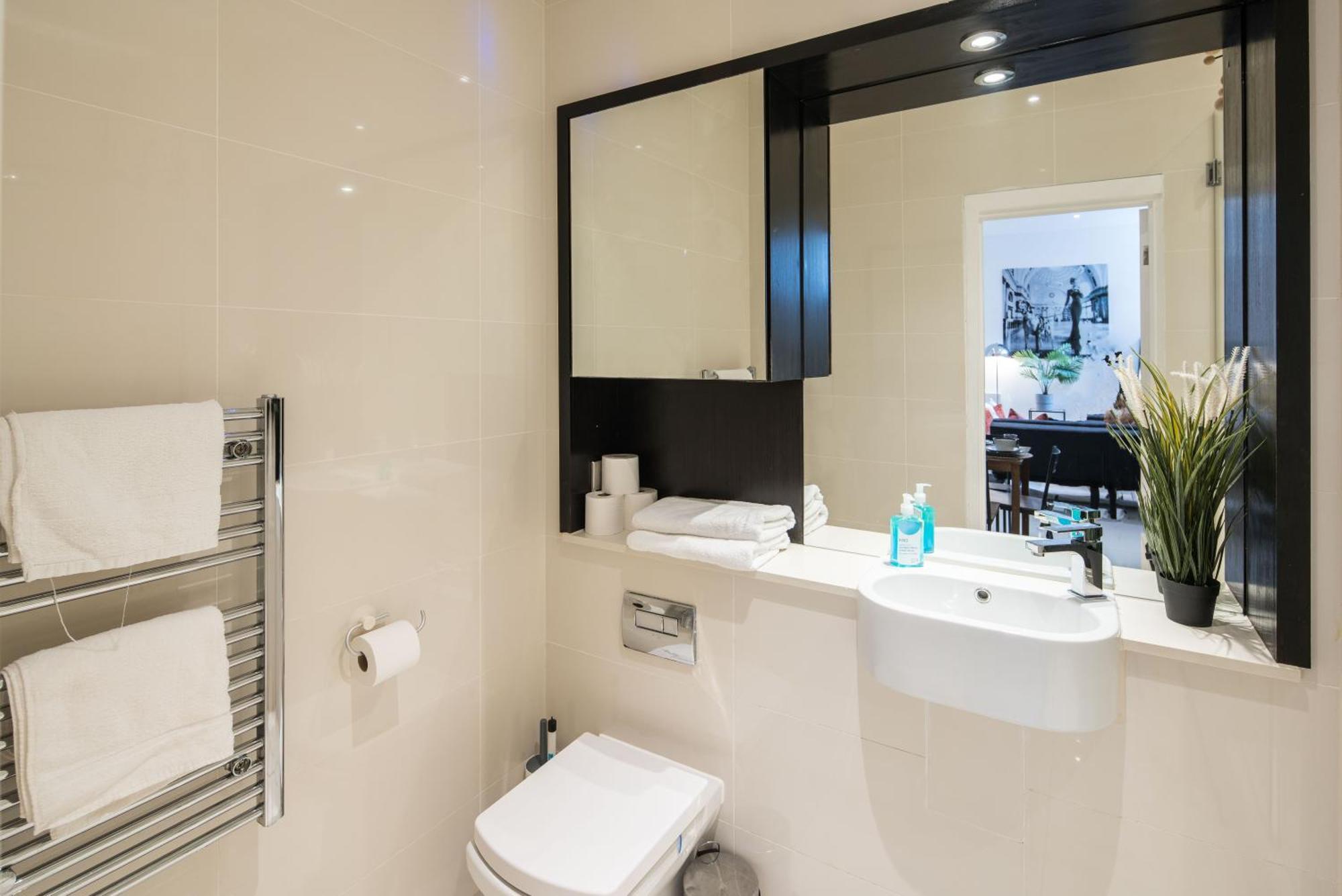 Апартаменти Al Central-Soho-Chinatown-Coventgarden-Cozy-Onebed Лондон Екстер'єр фото
